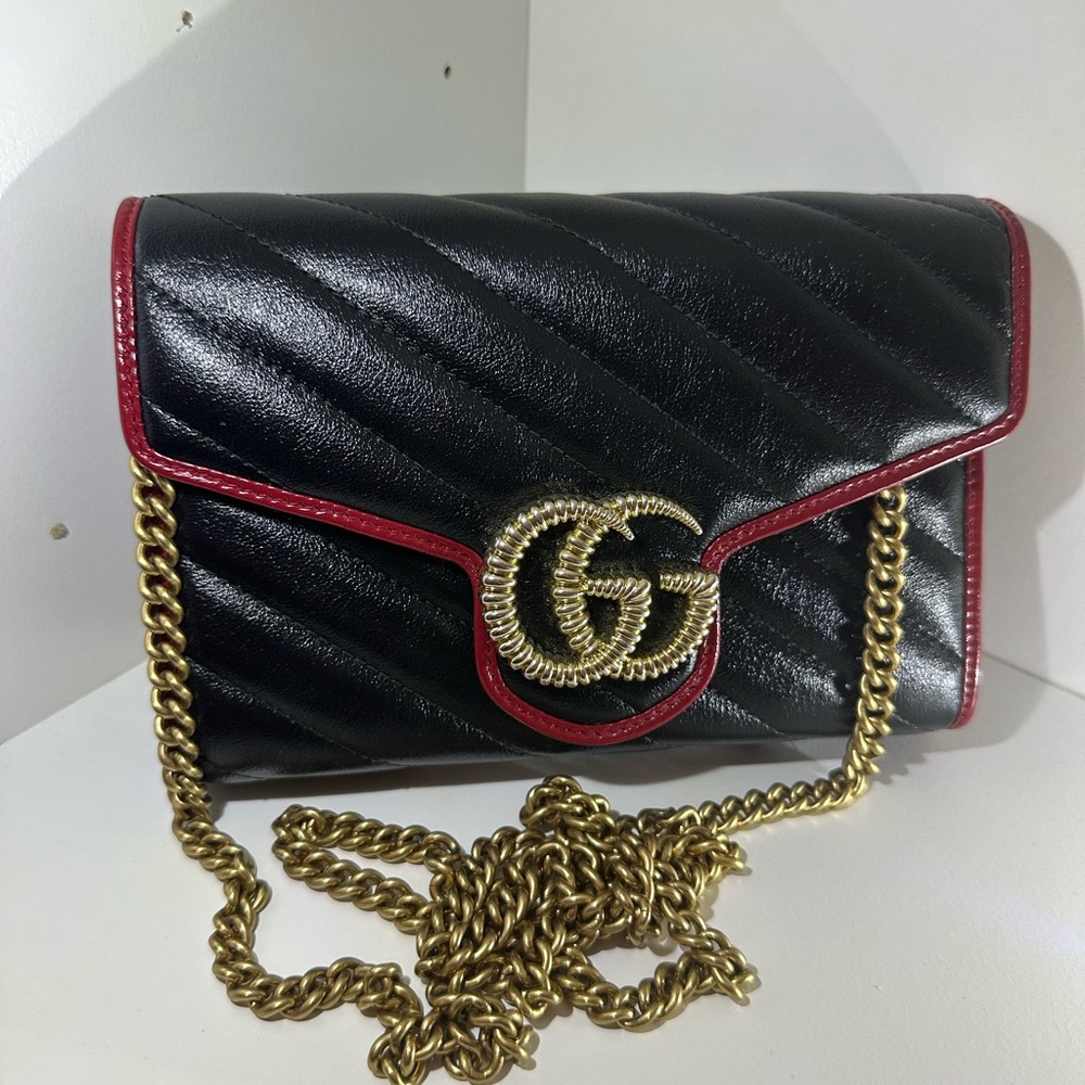 Gucci Black and Red Crossbody Bag with Gold Chain